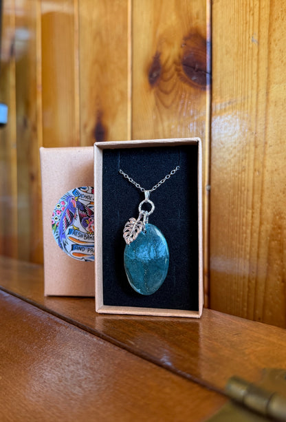 Green Moss Agate & Monstera Leaf Necklace