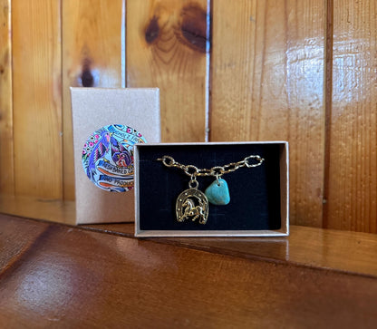 Chrysoprase & Horseshoe Twisted Cable Chain Bracelet